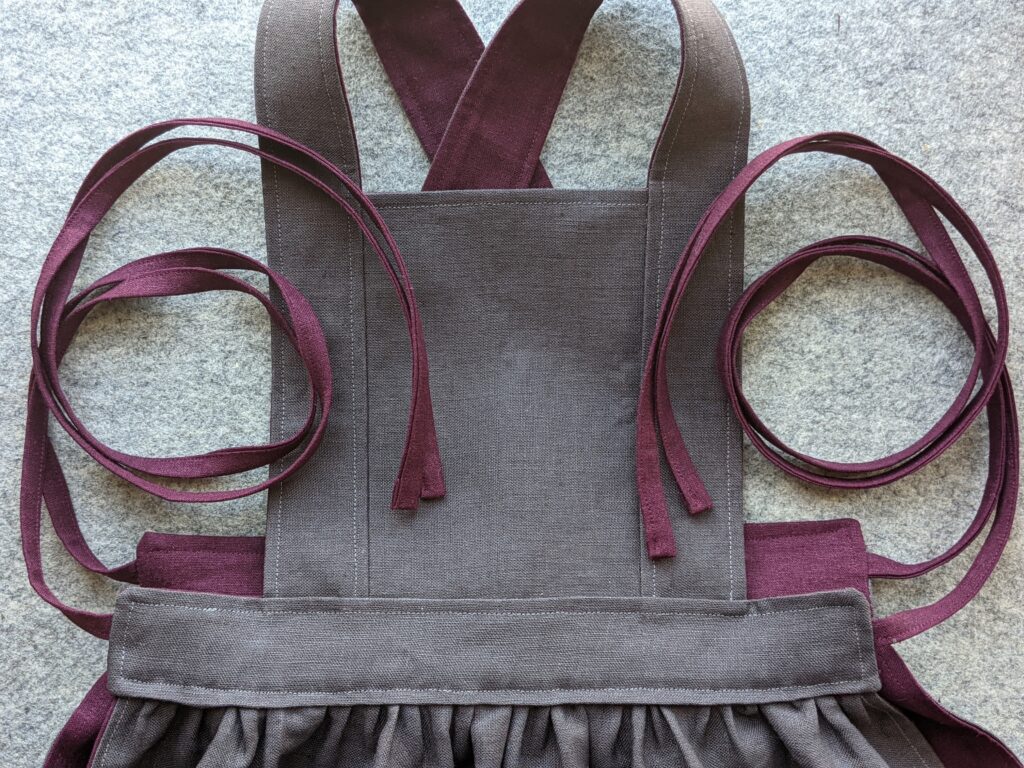 Reversible Tui Pinafore Hack