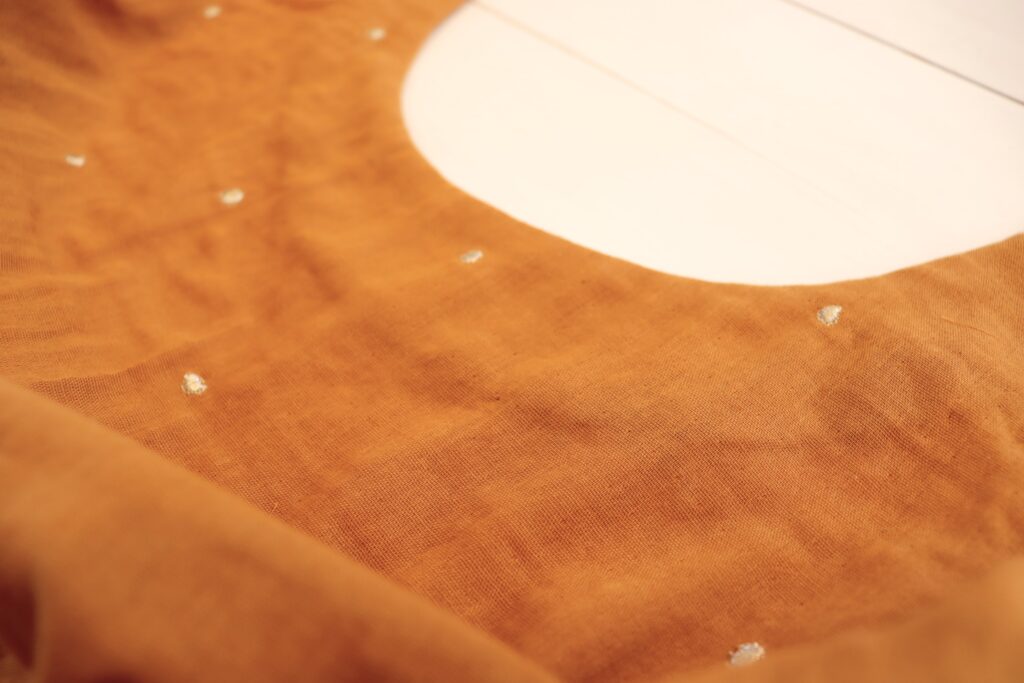 How to sew enclosed neckline facing